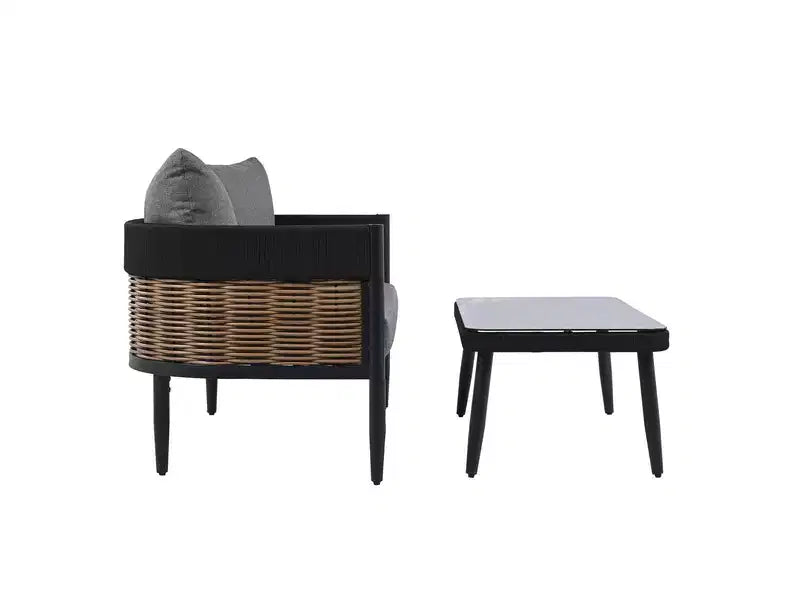 Ensemble table et bancs Harrison – Intérieur/Extérieur – PAT7741 – Safavieh