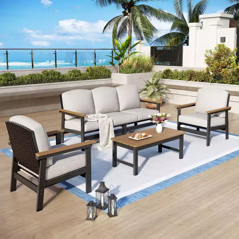 Ensemble de conversation de patio d'extérieur tout temps en PEHD avec coussins beiges et table basse