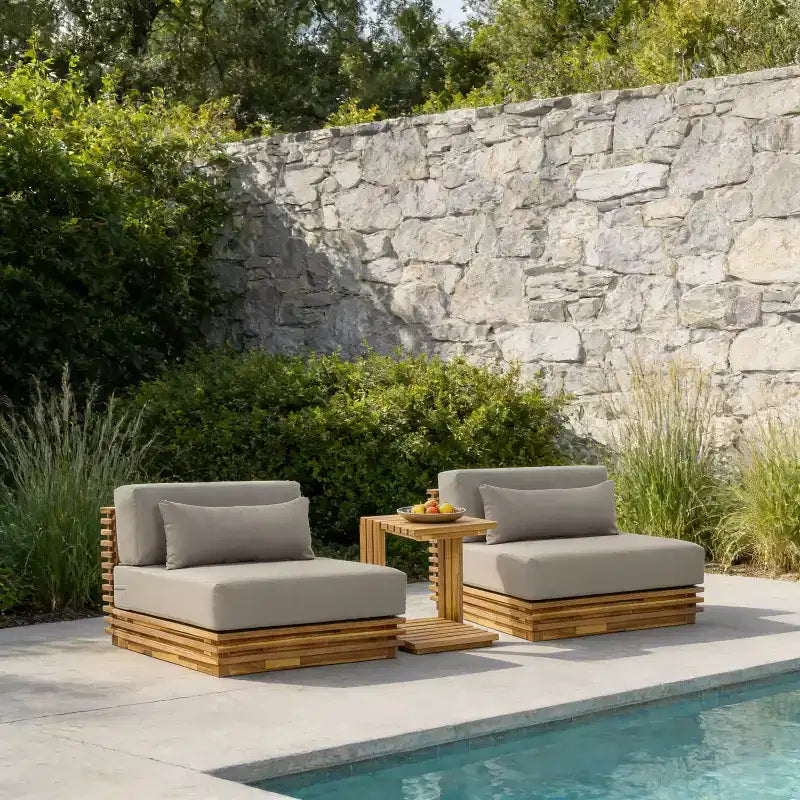 Christopher Knight Home Nolan Ensemble de conversation de patio moderne 3 pièces en bois d'acacia avec fauteuils club surdimensionnés et table d'appoint