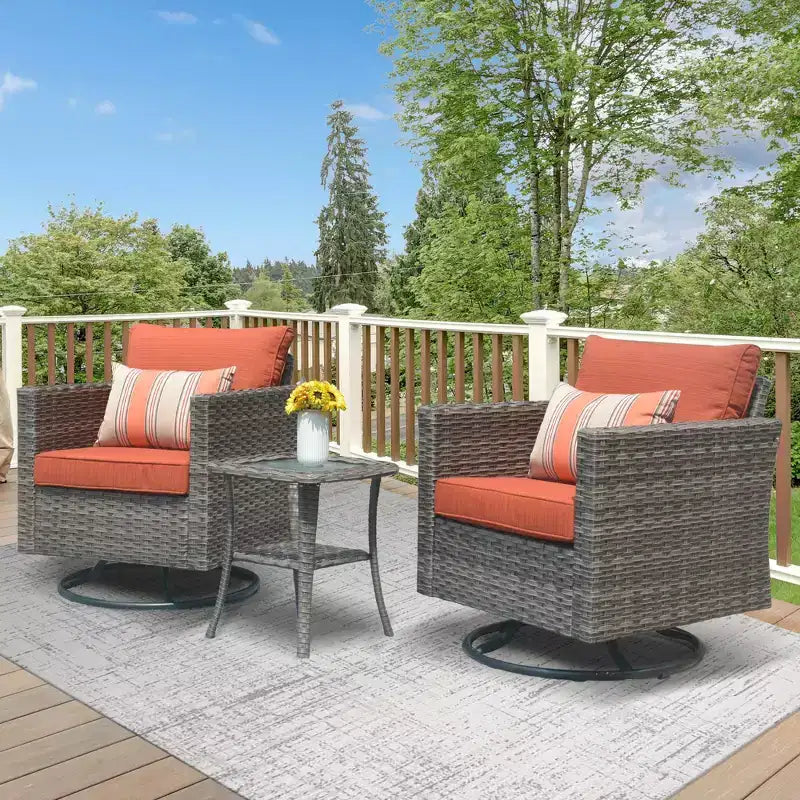 Ensemble de patio 3 pièces HOMLUX : Fauteuils pivotants à bascule et table d'appoint en osier toutes saisons