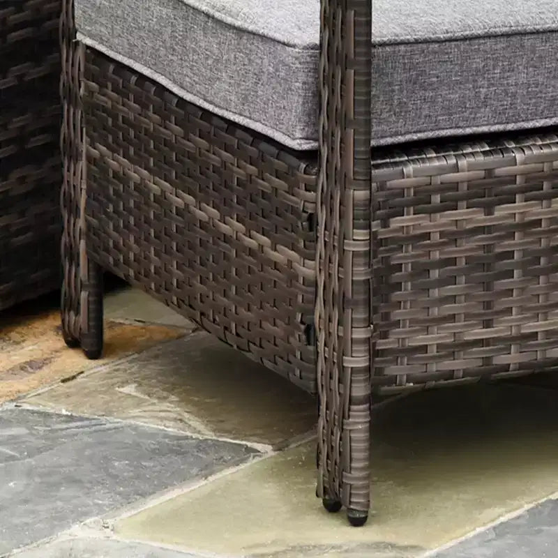 Ensemble de mobilier de jardin 3 pièces Outsunny, table de rangement et chaises en rotin PE avec coussins capitonnés